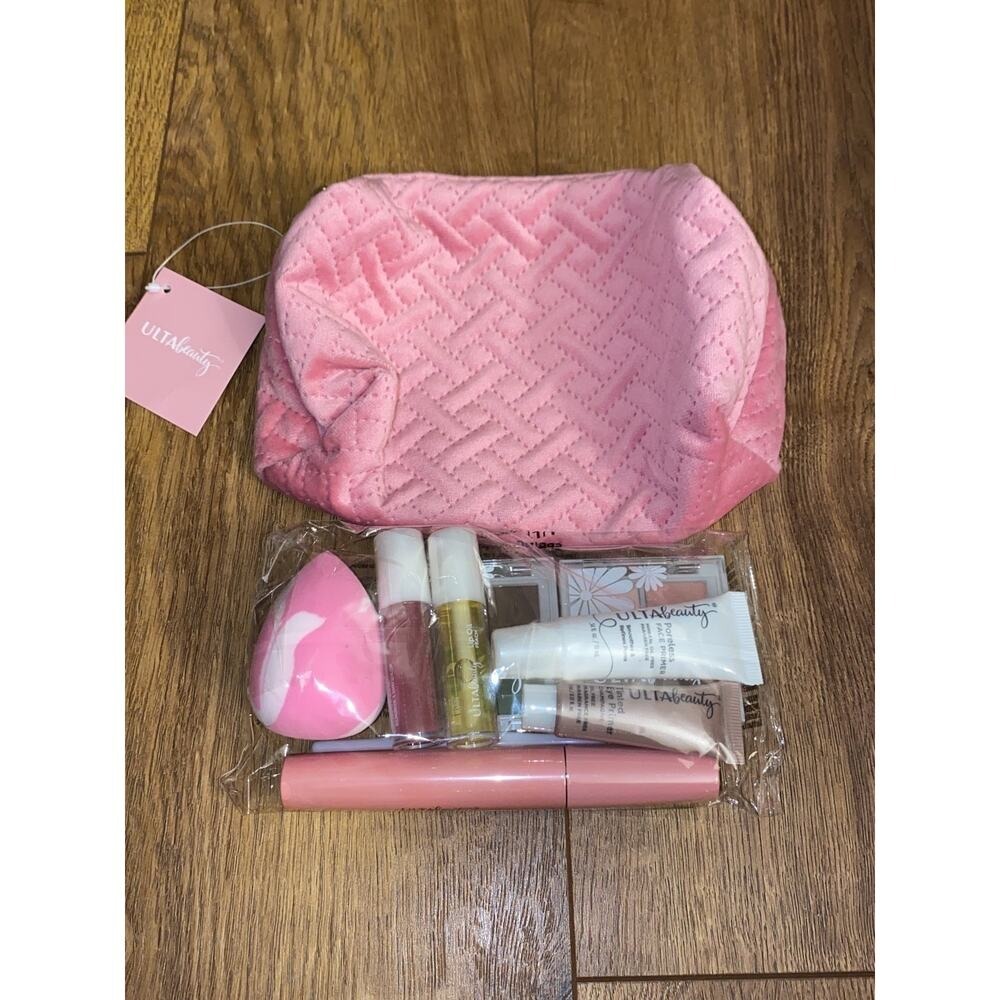 Ulta beauty 10 piece‎ gift set with makeup bag